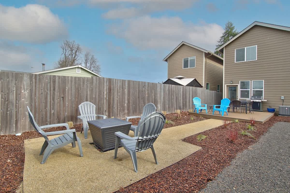 Adventure Awaits - Wine country oasis w Cozy deck — photo 4