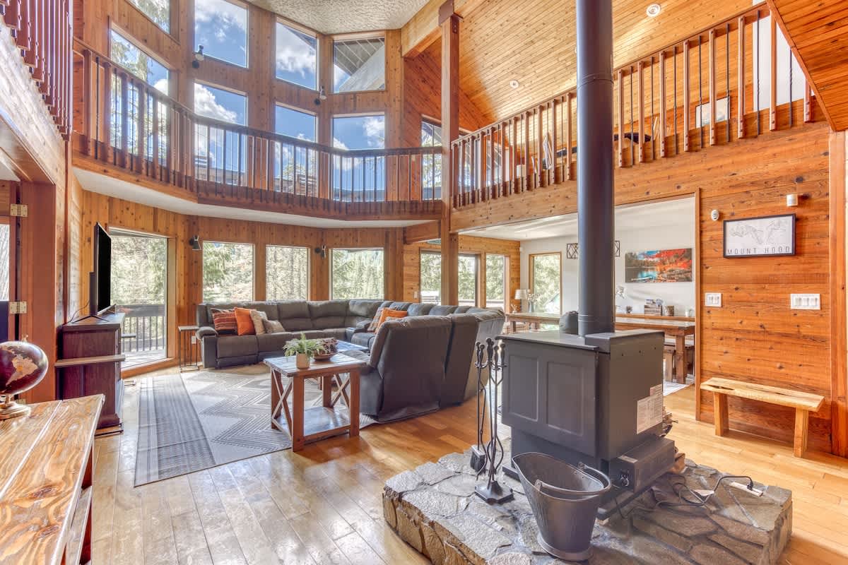 Great Blue Lodge - Scenic escape | Hot tub & sauna — photo 2