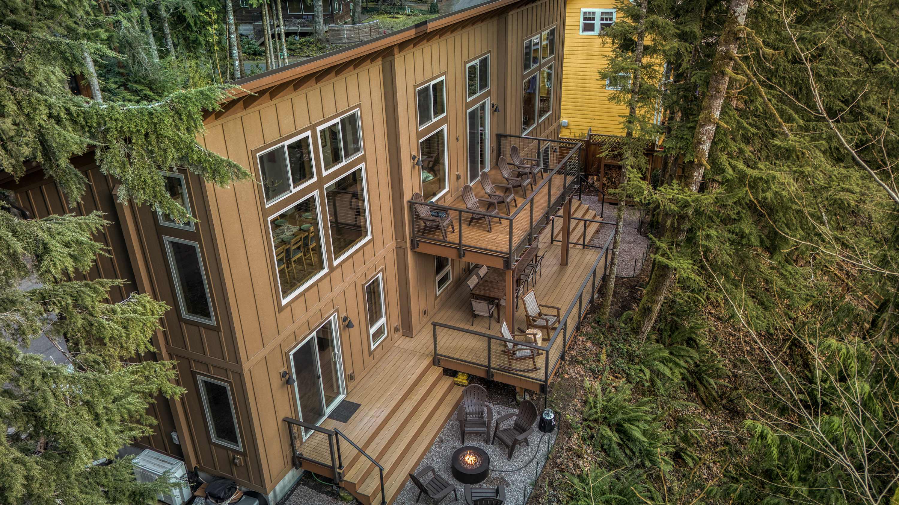 Roaring River Lodge Riverfront Luxury Base Camp