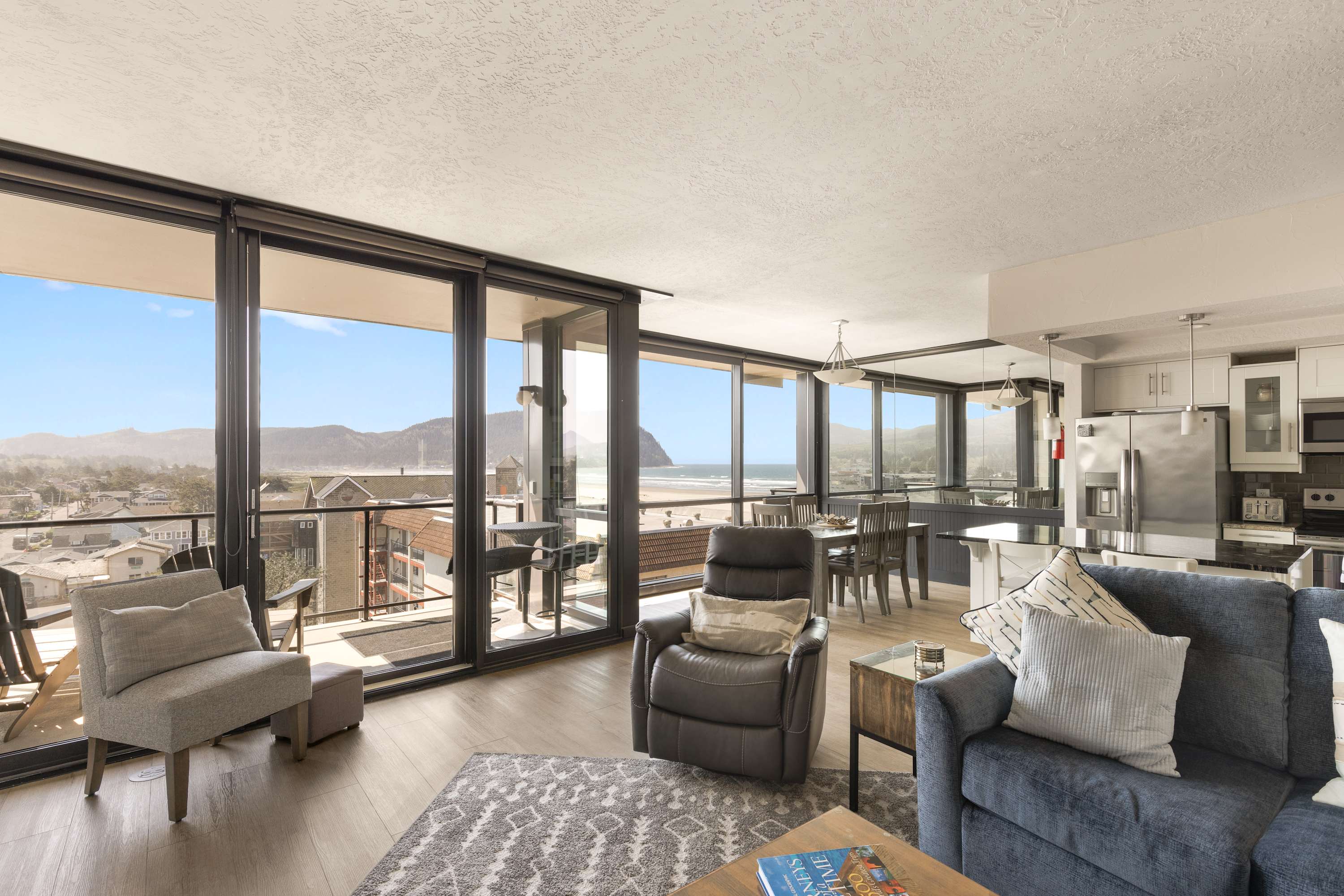 Sand & Sea (614) Tillamook Vista – Top-Floor Lux — photo 5