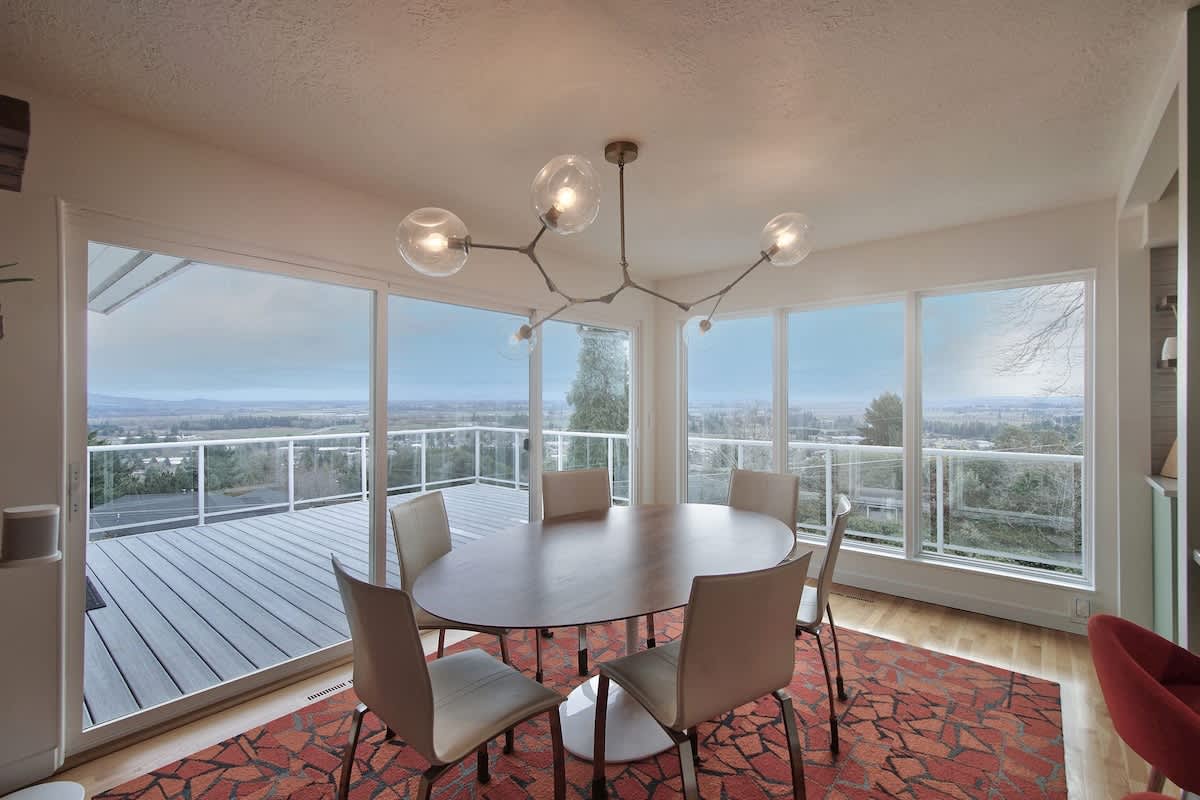Vino Vista - Mid-Century Stunning Views w Deck — photo 1